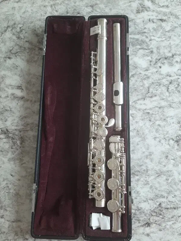 فلوت کلیدی یاماها 471H|سازهای بادی|تهران, فلسطین (میدان انقلاب)|دیوار