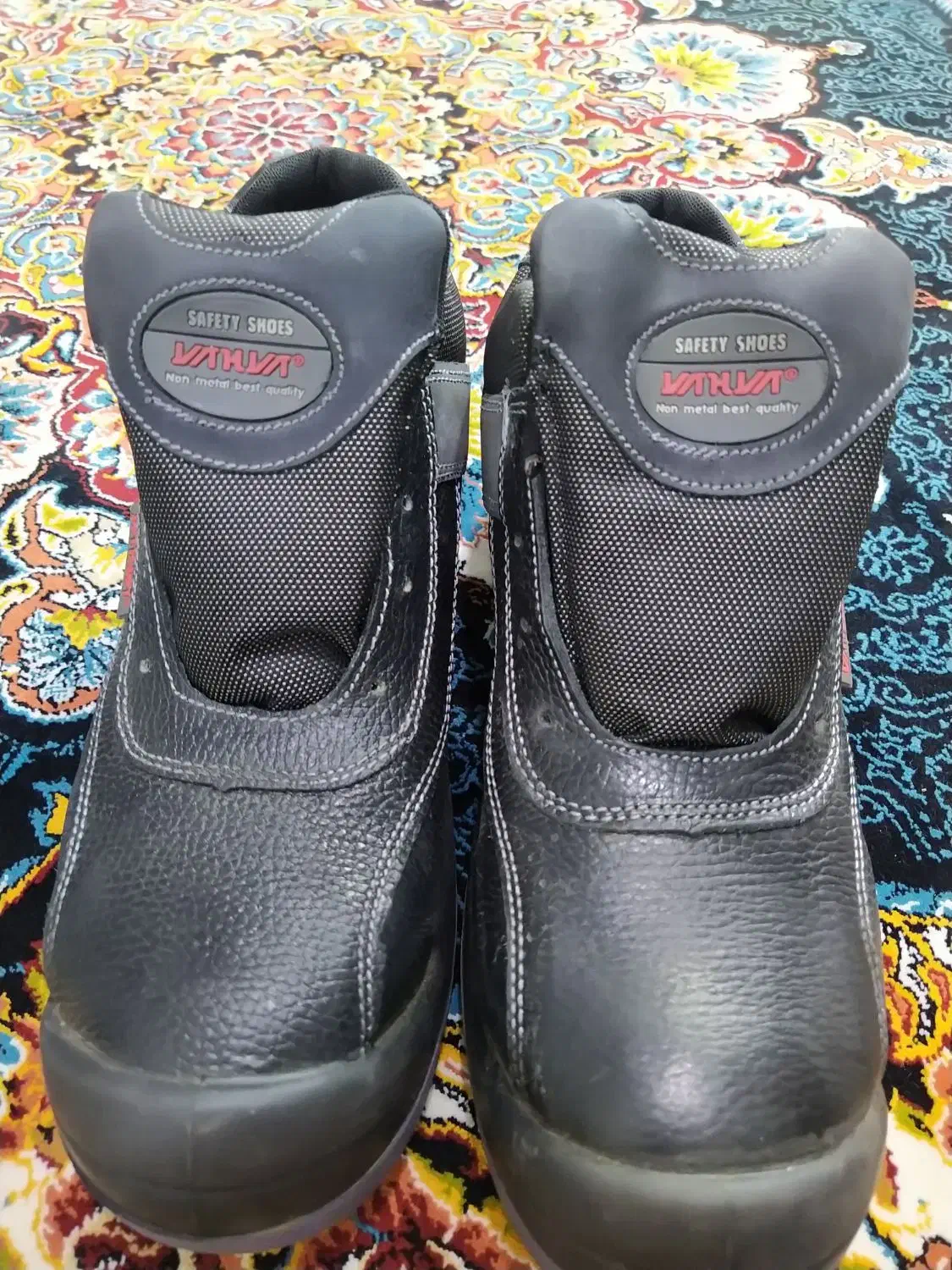 کفش ایمنی|کیف، کفش، کمربند|نیشابور, شهرک رسولی|دیوار