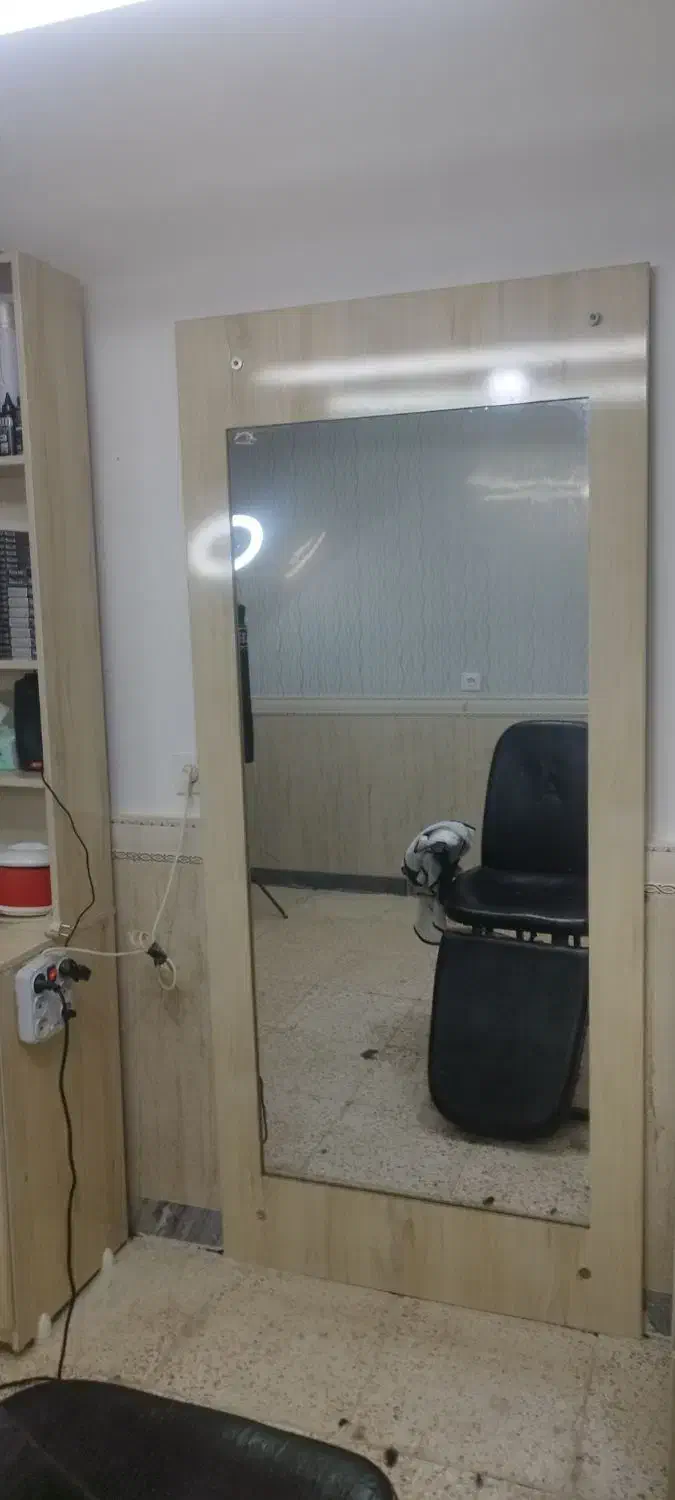 دکور|آرایشگاه و سالن‌های زیبایی|رزن, |دیوار