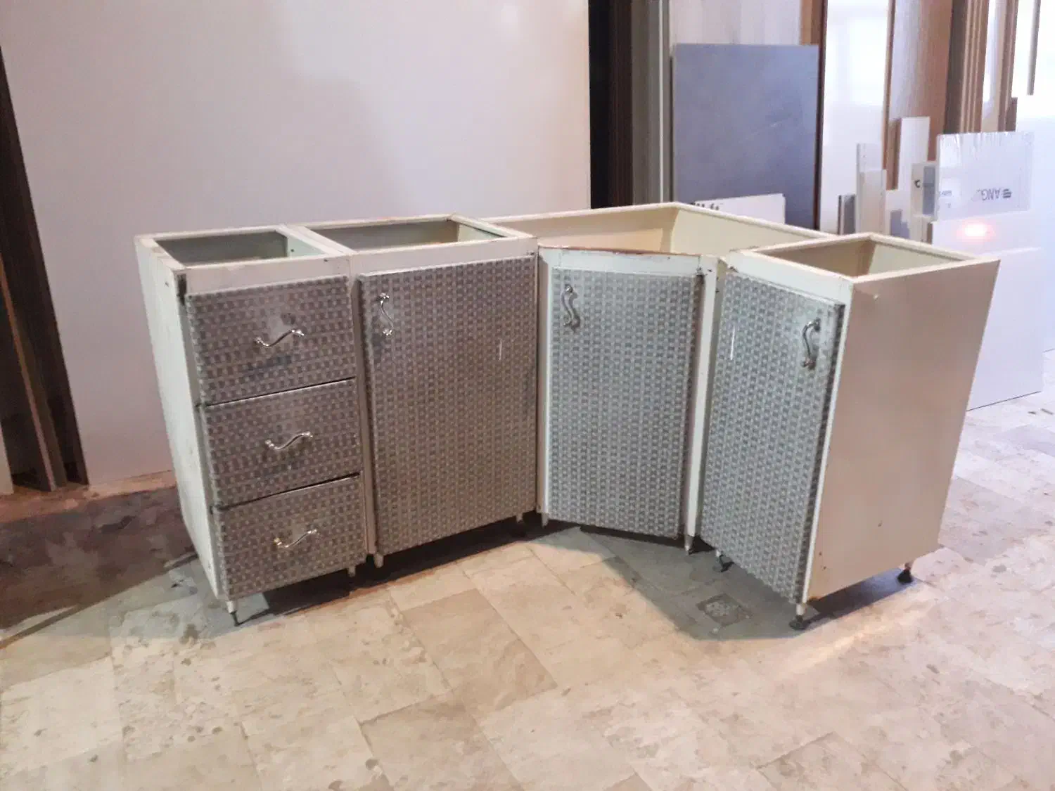 کابینت فلزی|مصالح و تجهیزات ساختمان|زنجان, |دیوار