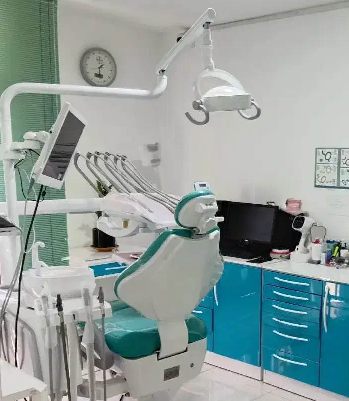 سلامت دندان طراحی خط لبخند آزاداقساطی بیمه تکمیلی|خدمات آرایشگری و زیبایی|ماهان, |دیوار