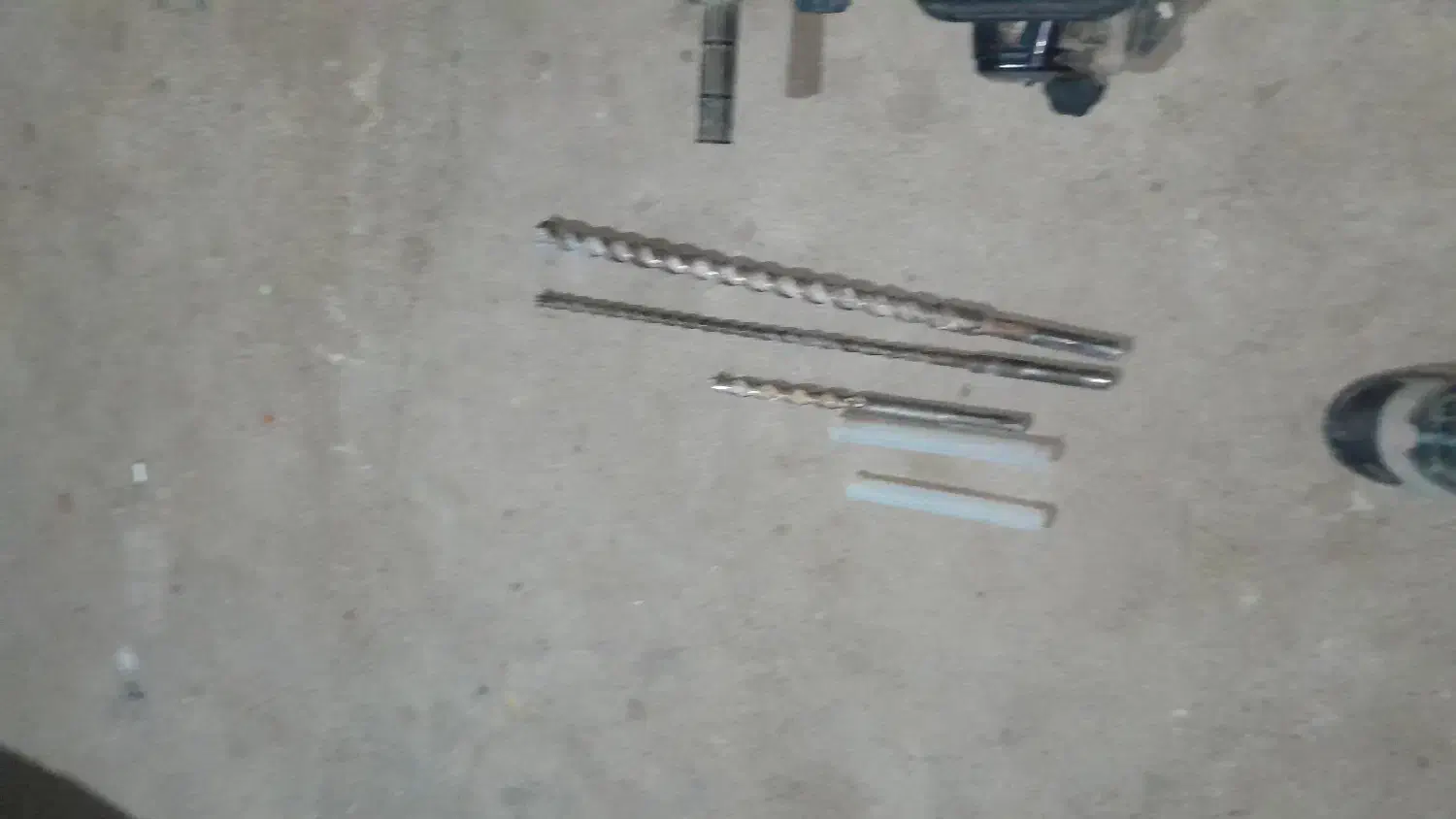 چکش تخریبی بنزینی باس|ابزارآلات|فیروزآباد (فارس), |دیوار