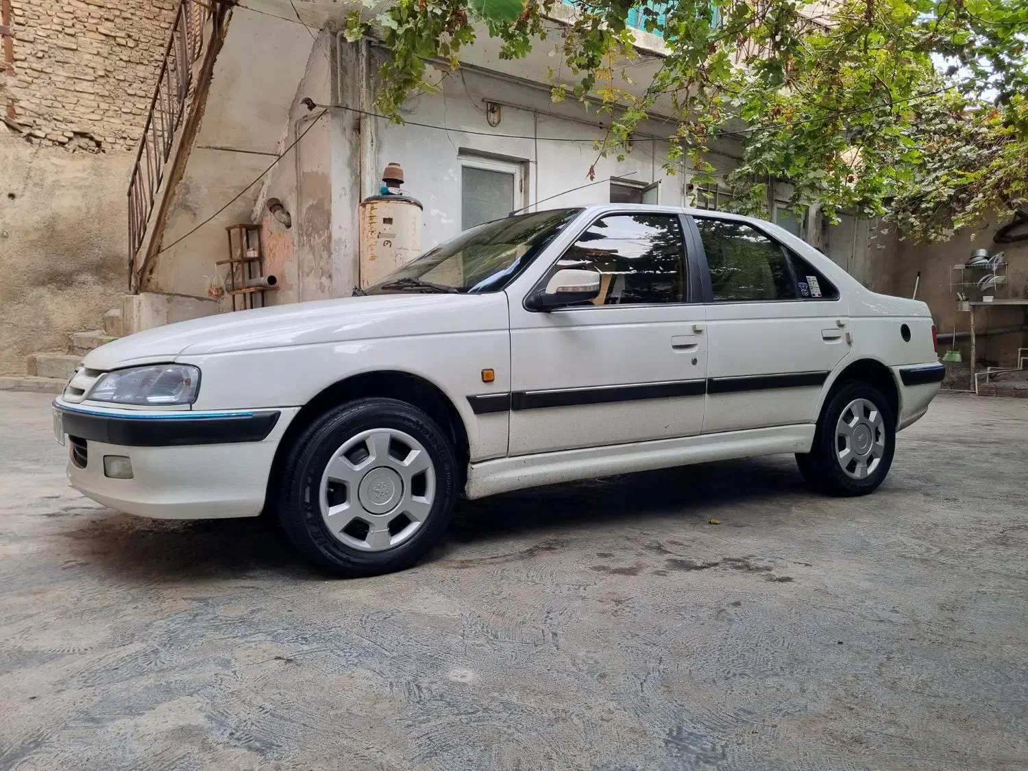 فروش فوری|خودرو سواری و وانت|بندر ترکمن, |دیوار