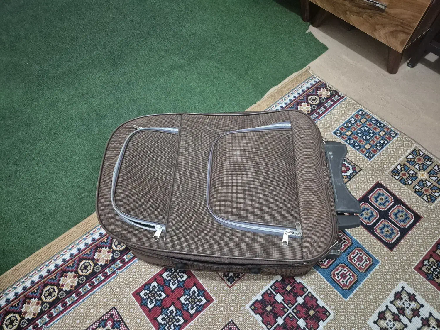 چمدان ۲تا بزرگ و کوچک|کیف، کفش، کمربند|اردبیل, |دیوار