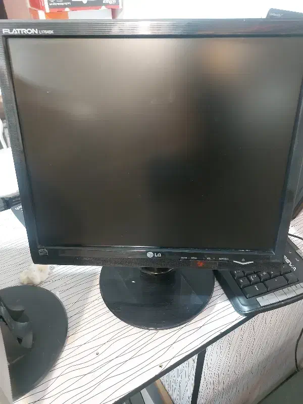 مانیتور|قطعات و لوازم جانبی رایانه|اسفراین, |دیوار