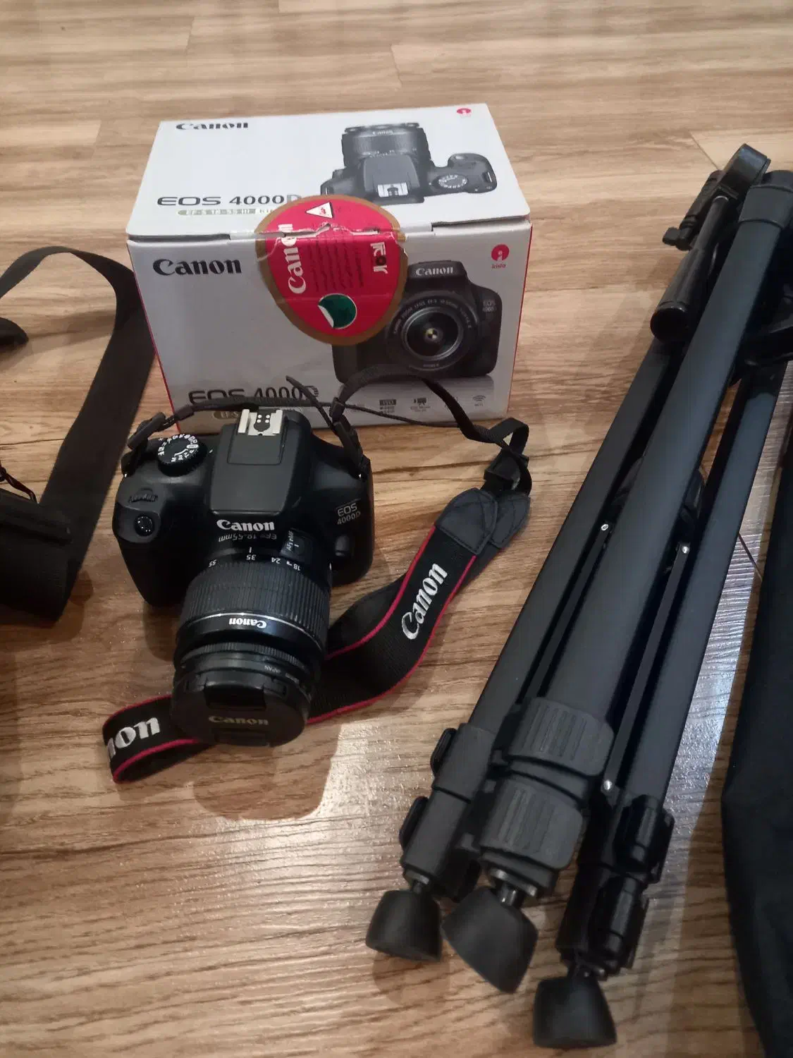 دوربین عکاسی Canon 4000D|دوربین عکاسی و فیلم‌برداری|کیش, |دیوار