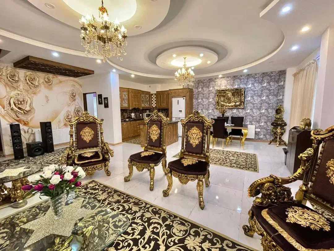 کاخ ویلا استخردار با روف گاردن//سندششدانگی|فروش خانه و ویلا|جاجرود, |دیوار
