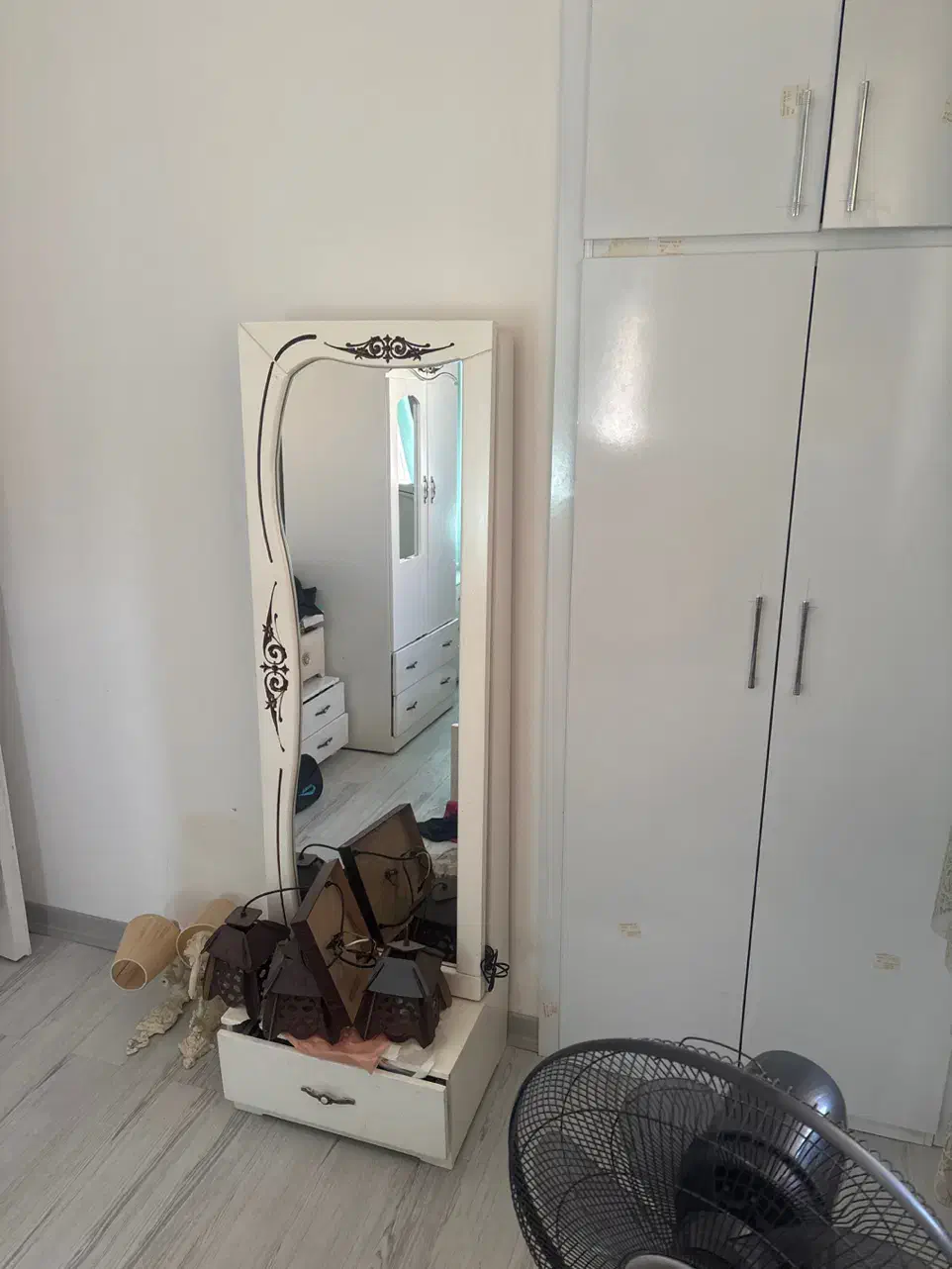 کمد،کمدبچه و میز بار و..|بوفه، ویترین، کنسول|گلبهار, شهر جدید گلبهار|دیوار