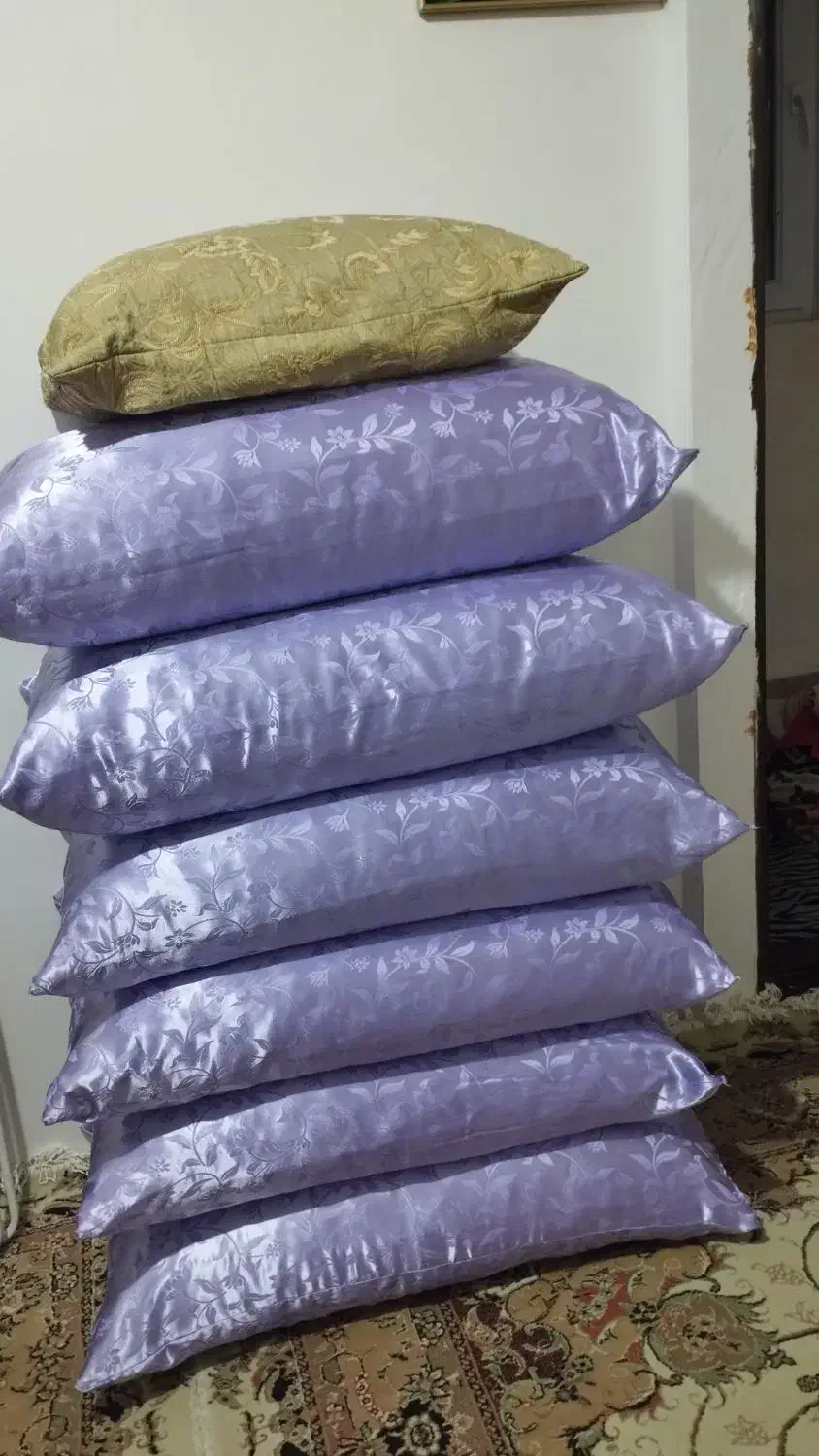 بالش پر و ابر|رختخواب، بالش، پتو|ارومیه, |دیوار