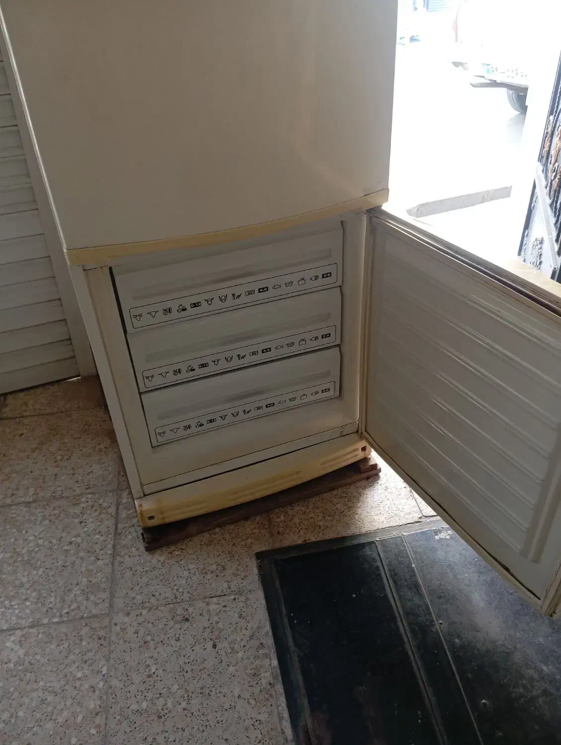 فروش یخچال|یخچال و فریزر|هشتگرد, شهرک راه آهن|دیوار