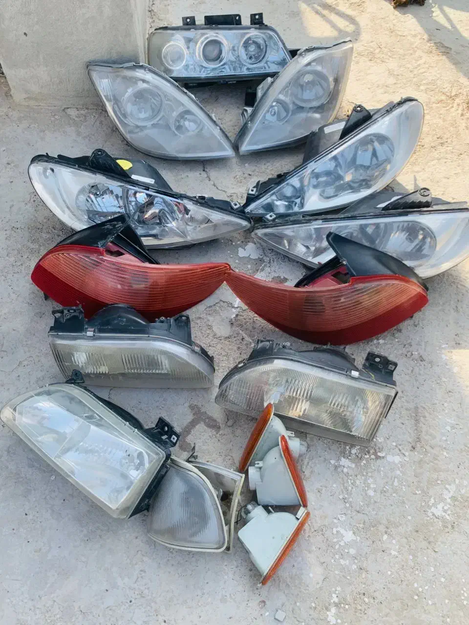 همه وسایل یکجا فروخته میشود|قطعات یدکی و لوازم جانبی|شیراز, کوشک میدان|دیوار