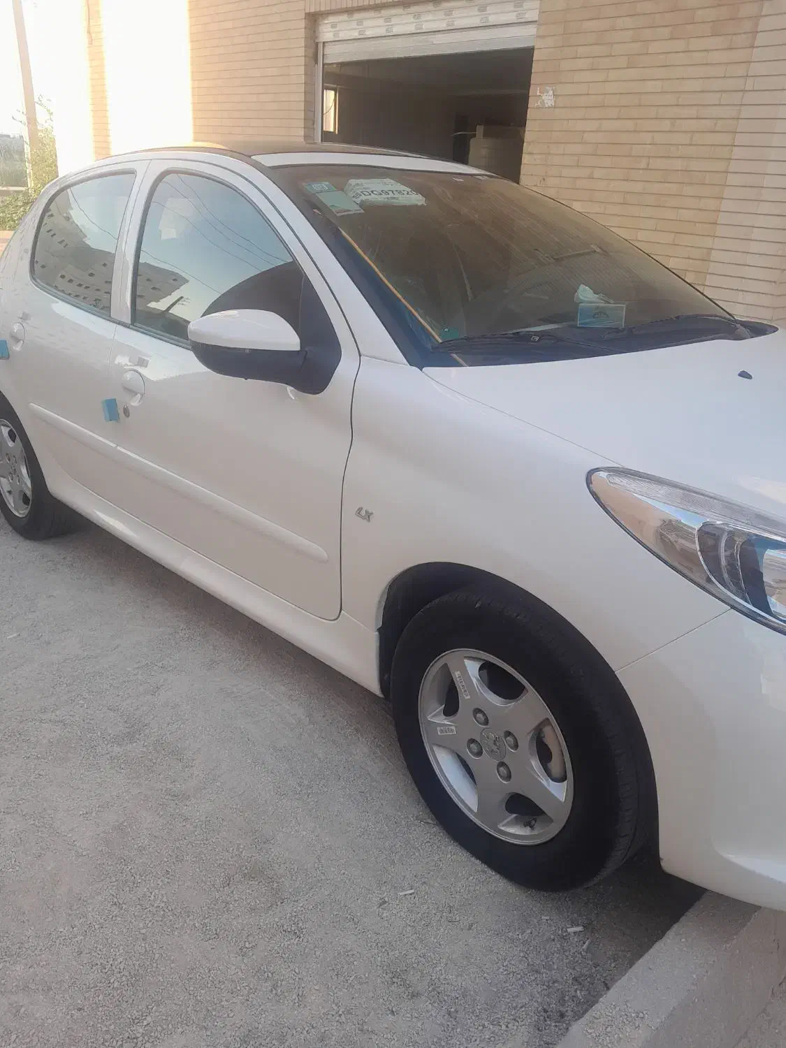 207 TU5 پاناروما سقف شیشه مدل 1404با رینگ|خودرو سواری و وانت|بوشهر, |دیوار