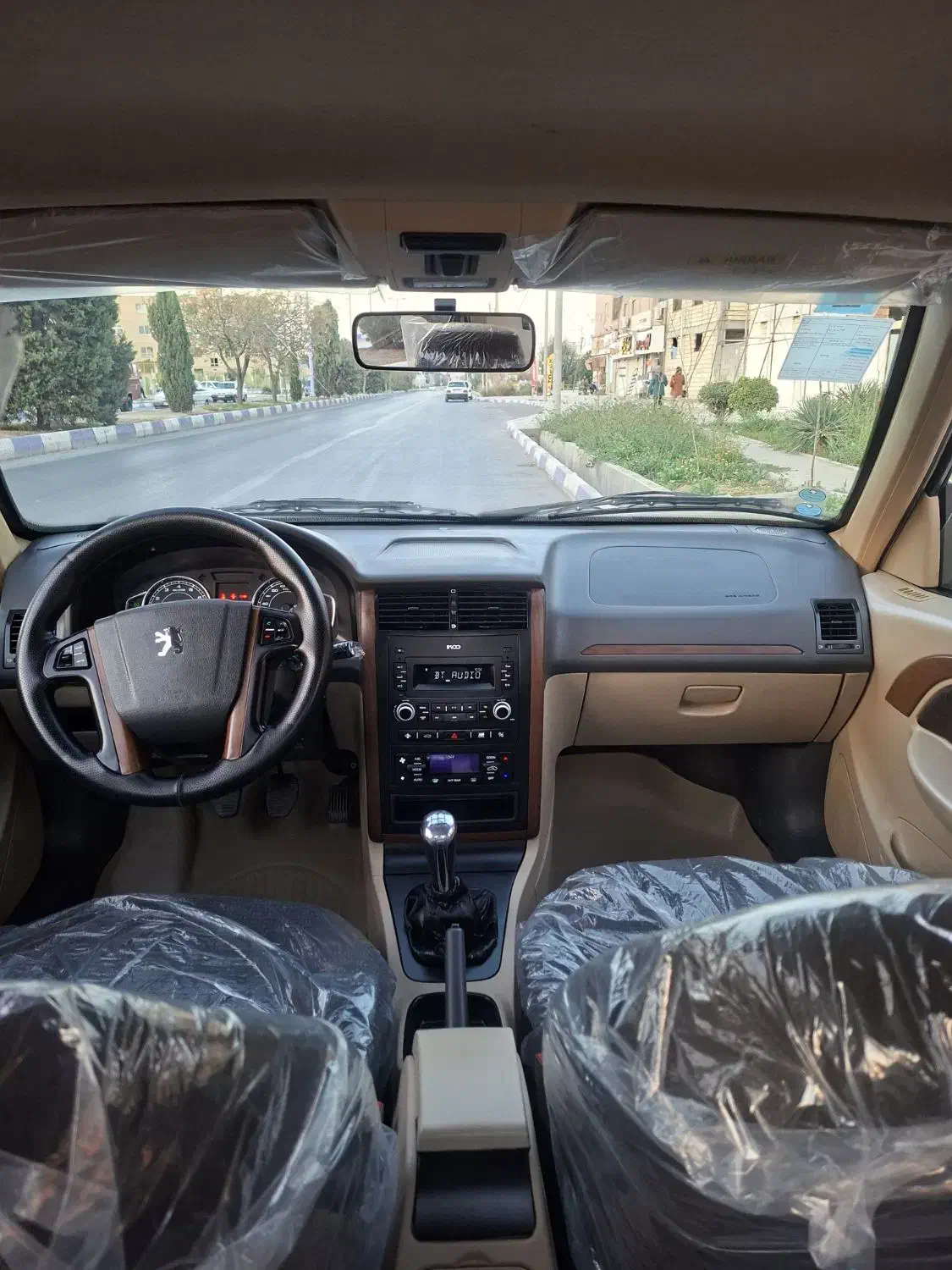 پژو پارس موتورtu5 مدل 1401|خودرو سواری و وانت|اصفهان, هزارجریب|دیوار