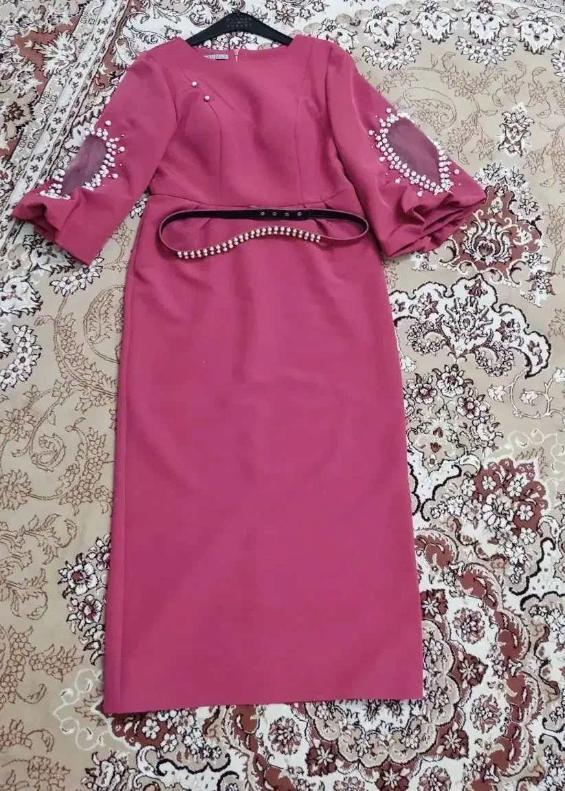 مجلسی|لباس|قرچک, شهرک گلها|دیوار