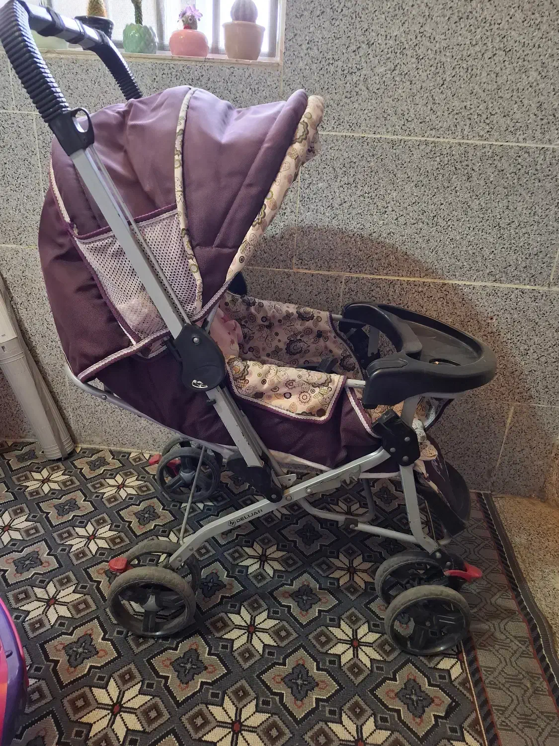 کالسکه کودک|کالسکه و لوازم جانبی|ساوه, |دیوار