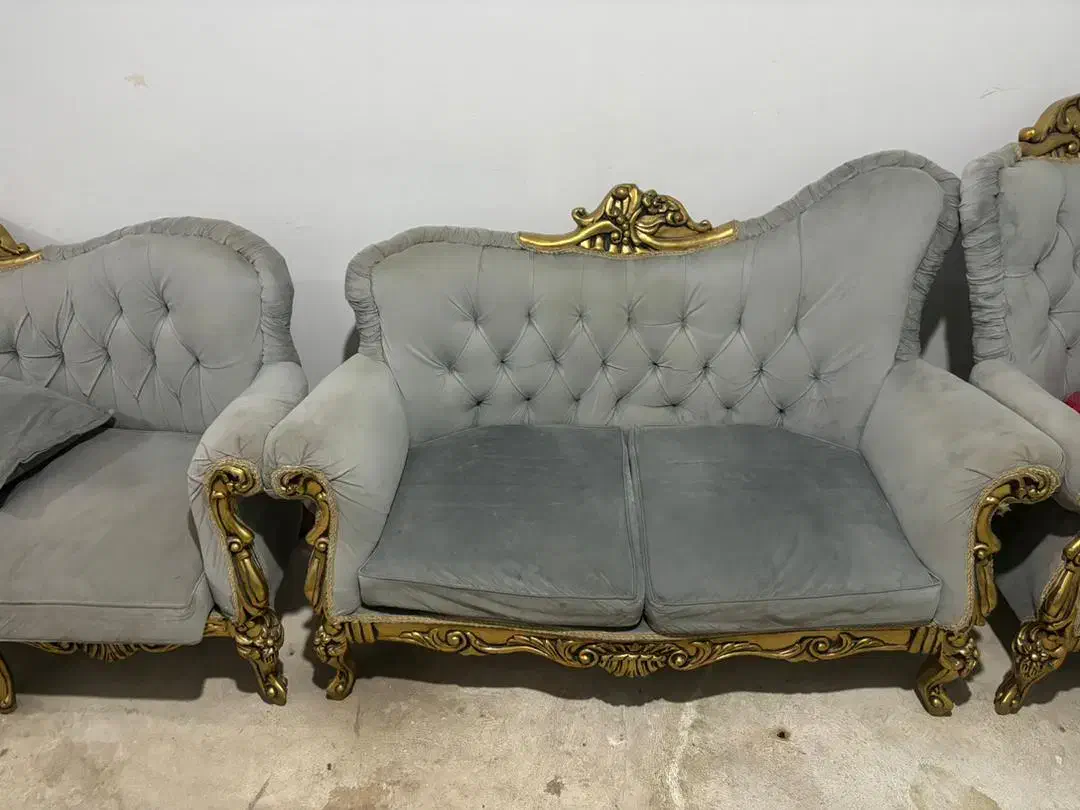 مبل سلطنتی ۷ نفره تمیز سه تا میز عسلی|مبلمان خانگی و میز عسلی|گنبد کاووس, |دیوار