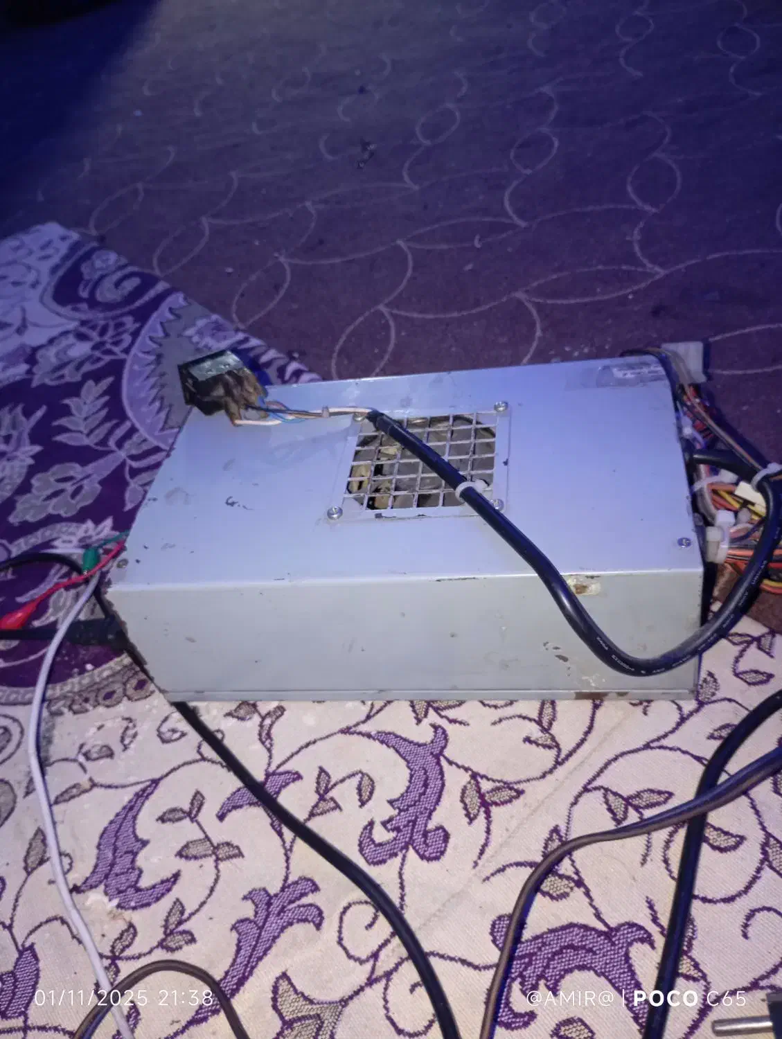 پاور بزرگ قوی قدیمی کاملا سالم|قطعات و لوازم جانبی رایانه|محمدشهر, محمدشهر|دیوار