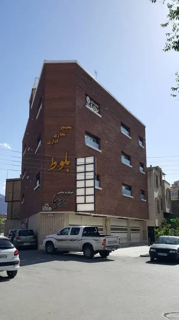 اجاره مغازه ۵۰ متری خیابان کیانی ارباب سجاد|اجارهٔ مغازه و غرفه|اصفهان, تخت فولاد|دیوار