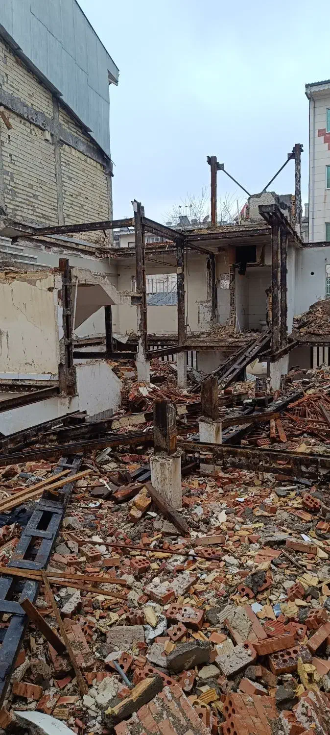 تخریب ساختمان|خدمات پیشه و مهارت|رشت, قاسمیه|دیوار