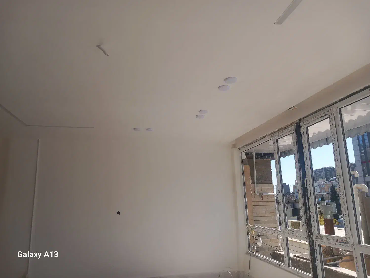 لکه گیری گچ وگچکاری پذیرفته می شود|خدمات پیشه و مهارت|بیرجند, |دیوار