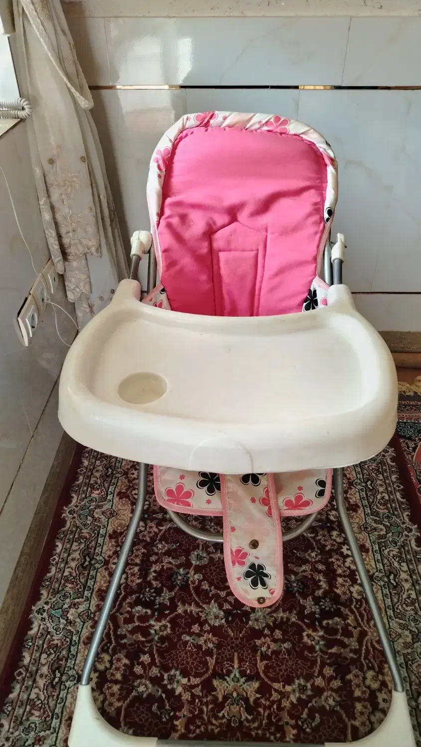 صندلی غذای کودک|تخت و صندلی بچه|نجف‌آباد, امام خمینی|دیوار