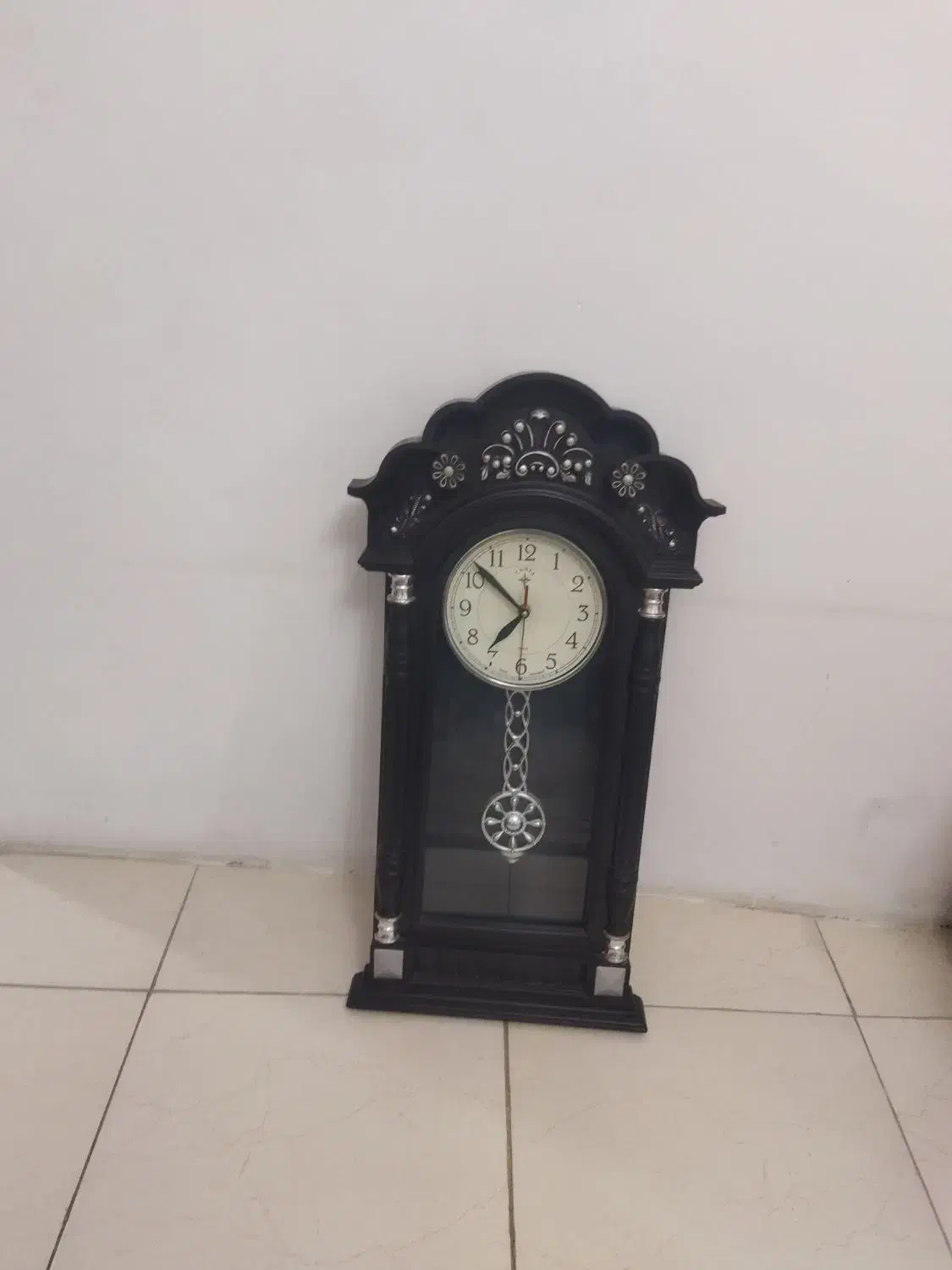 ساعت دیواری|ساعت دیواری و تزئینی|بومهن, |دیوار