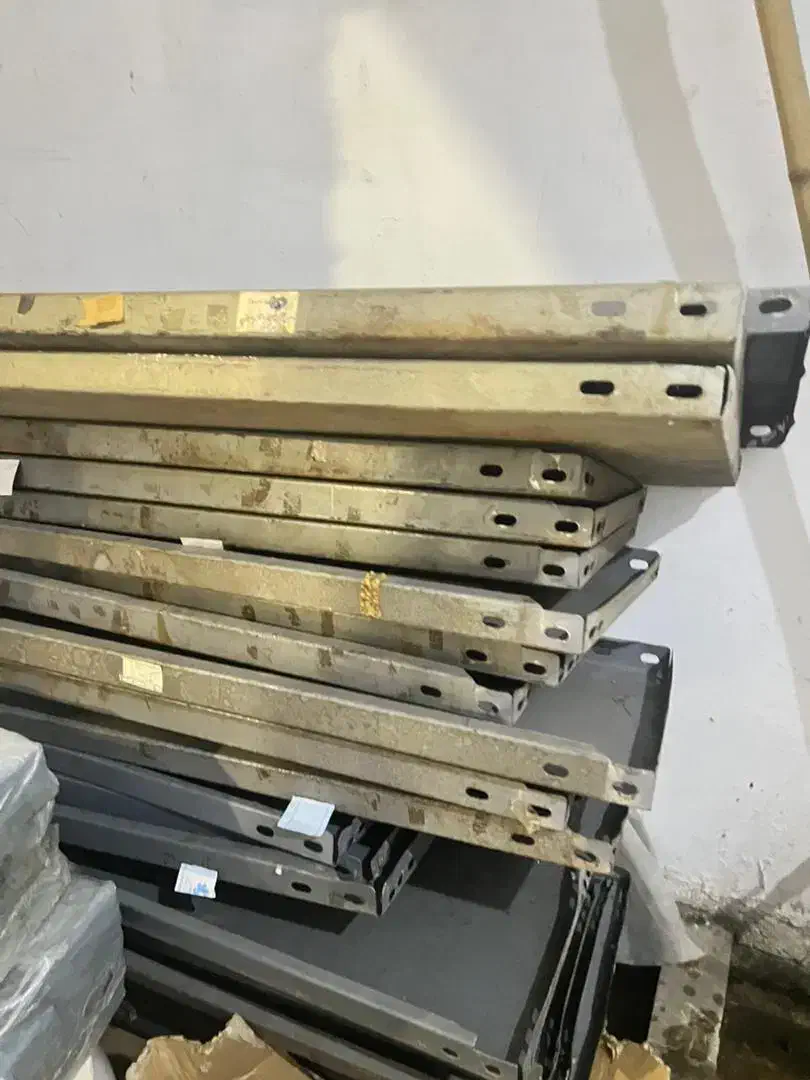 فروش قفسه دسته دو در حد نو|کتابخانه، شلف، قفسه‌های دیواری|لاهیجان, پردسر|دیوار