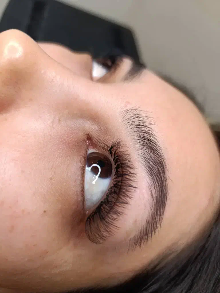 اکستنشن مژه|خدمات آرایشگری و زیبایی|قم, مجیدیه|دیوار