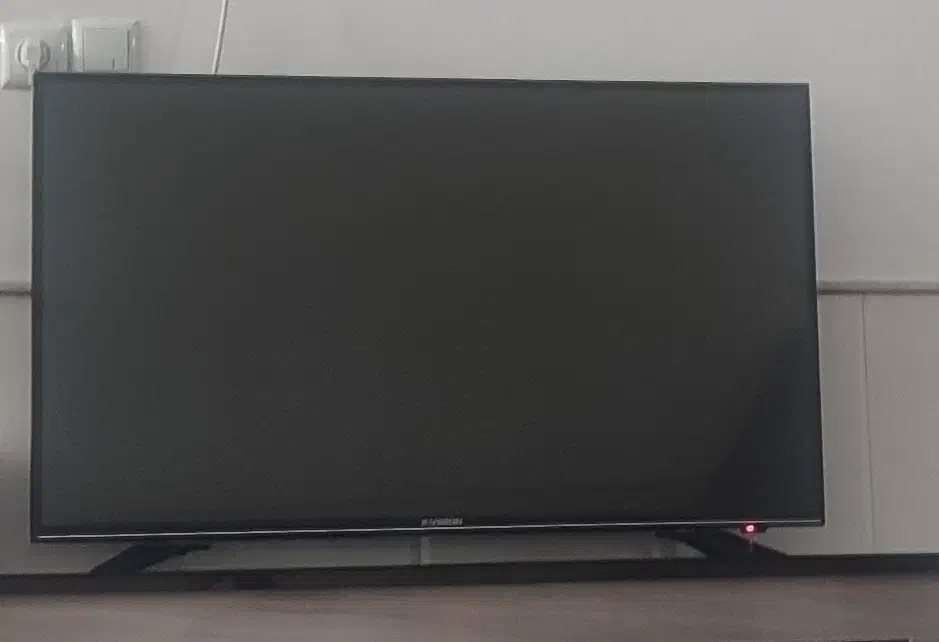 تلویزیون|تلویزیون و پروژکتور|نیشابور, شهید بهشتی|دیوار