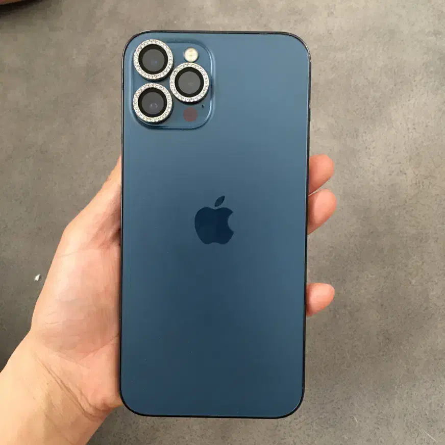 آیفون ۱۲ پرومکس|موبایل|پرند, فاز ۱|دیوار