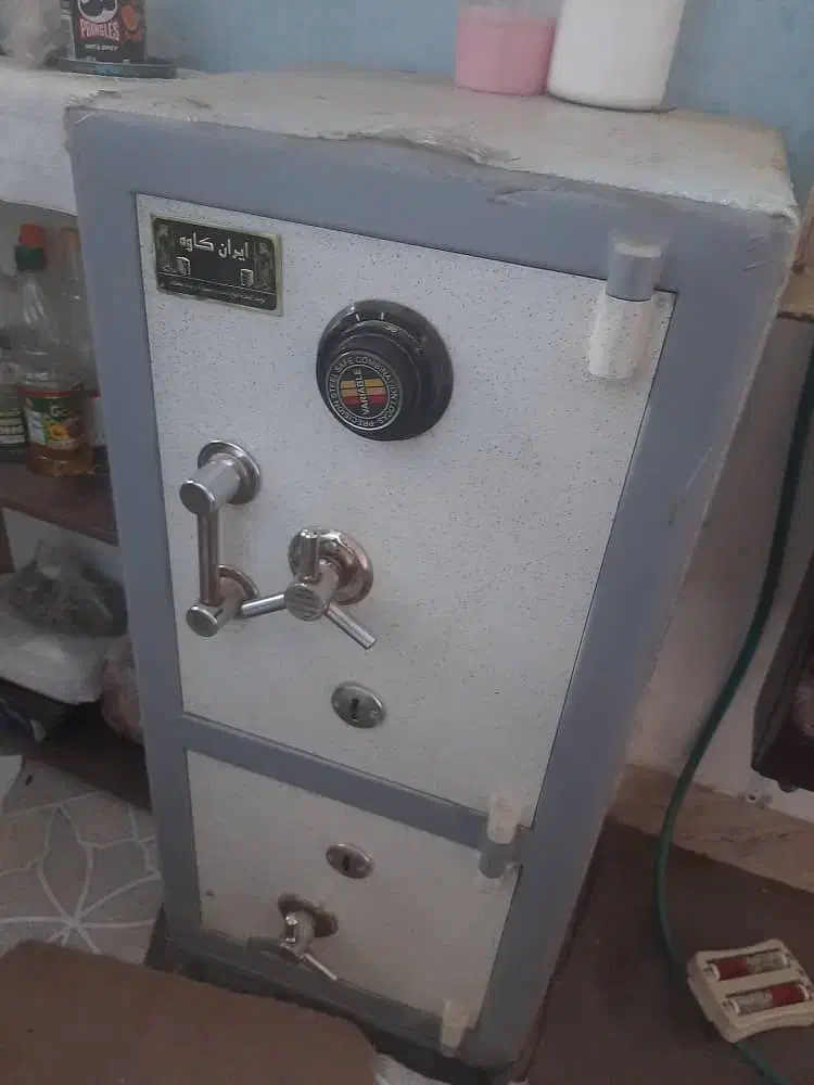 گاوصندوق دو طبقه|ابزارآلات|اصفهان, کوی امیریه|دیوار