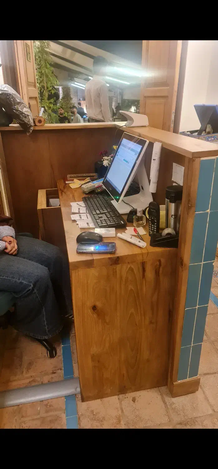 فروش میز صندوق|کافی‌شاپ و رستوران|رشت, بازار|دیوار