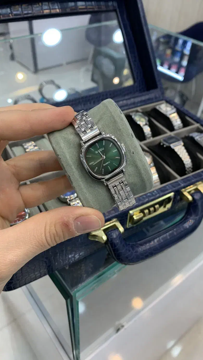 ساعت زنانه فلزی نایدو مناسب هدیه روز زن|ساعت|مشهد, الهیه|دیوار