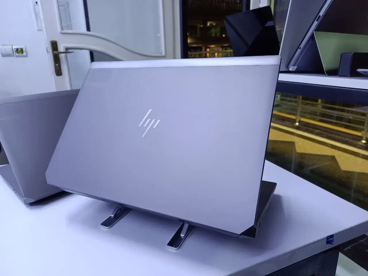 لپ تاپ اچ پی HP zbook 17 G6 workstation|رایانه همراه|تهران, فلسطین (میدان انقلاب)|دیوار