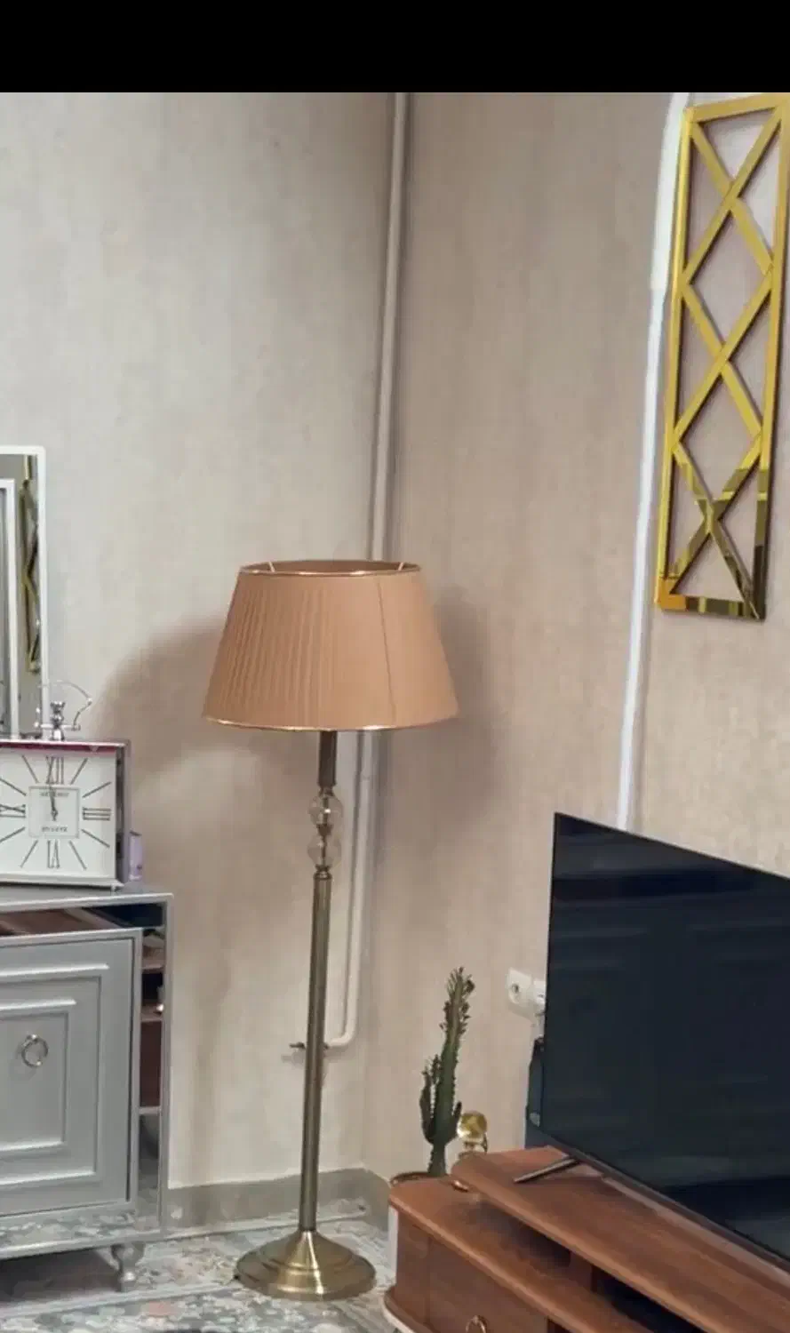 آباژور کنار سالنی|چراغ خواب و آباژور|فردیس, شهرک هفده شهریور|دیوار