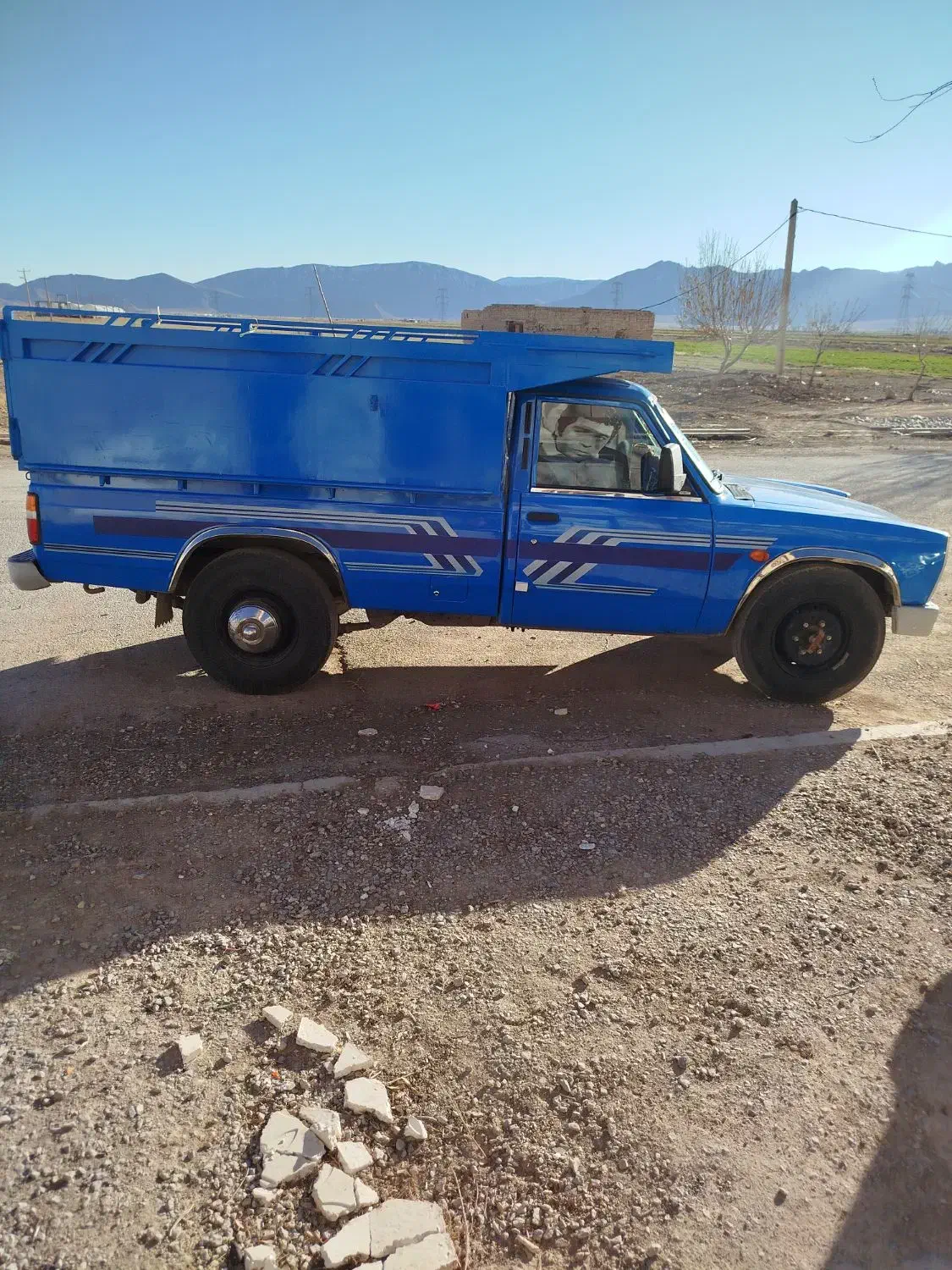 نیسان 1403|خودرو سواری و وانت|بروجن, |دیوار