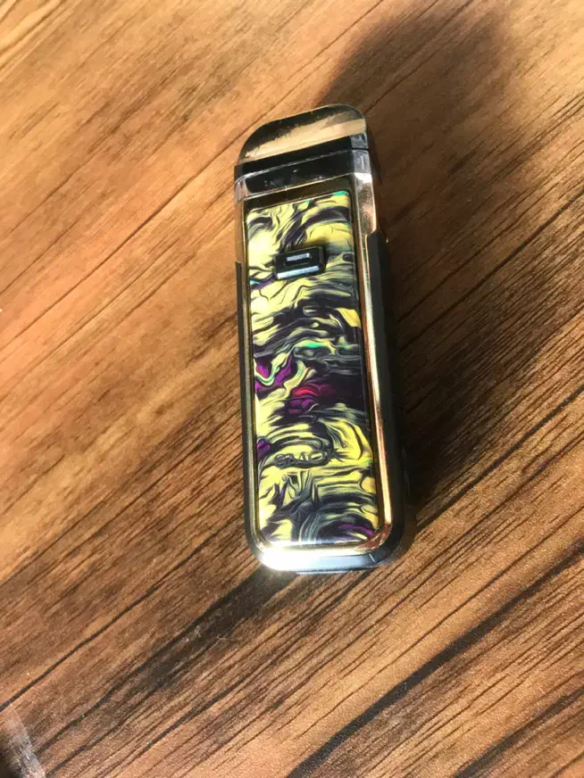 پادماد اسموک|زیورآلات و اکسسوری|سمنان, |دیوار