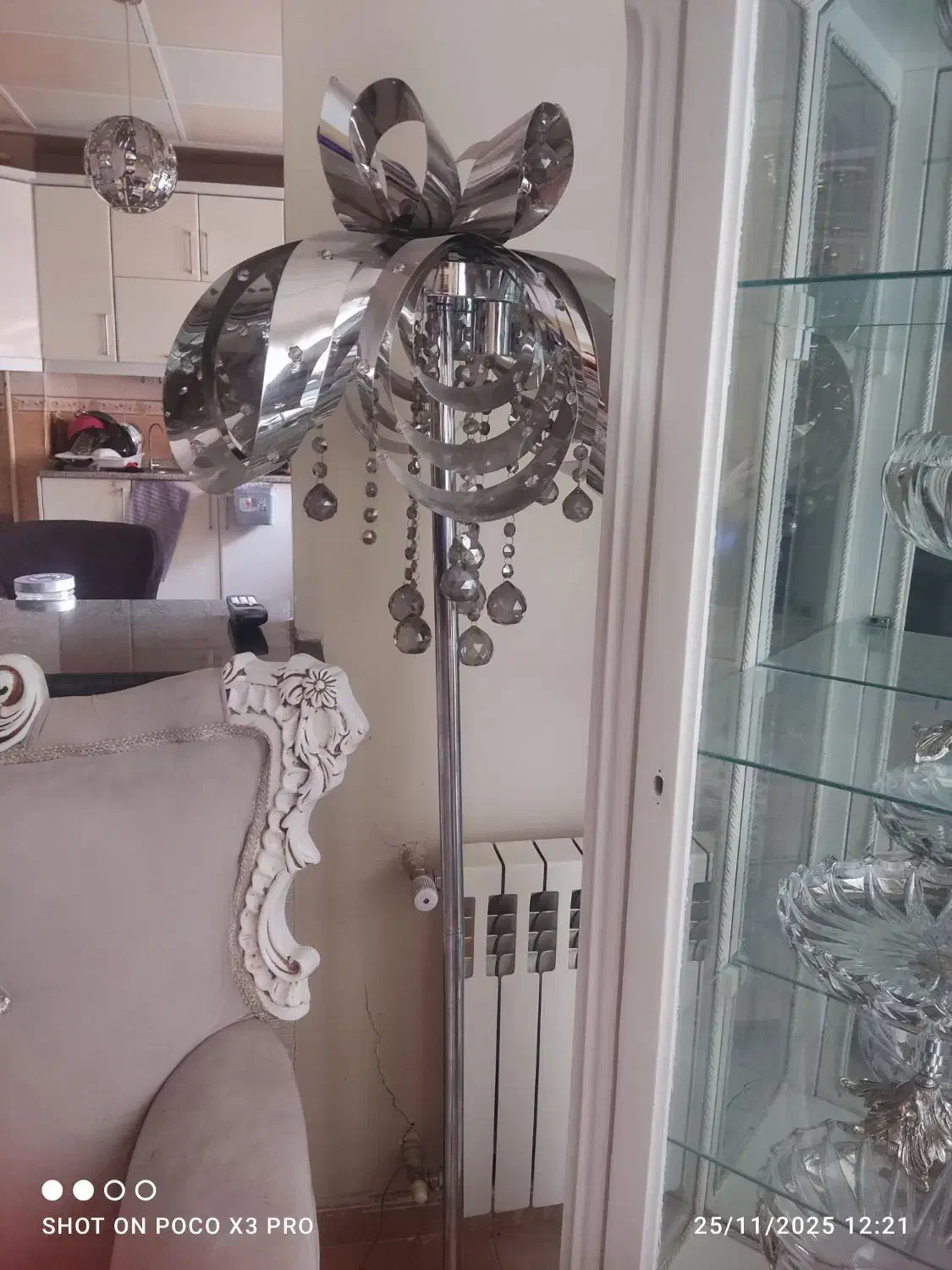 آباژور ایستاده|چراغ خواب و آباژور|همدان, |دیوار