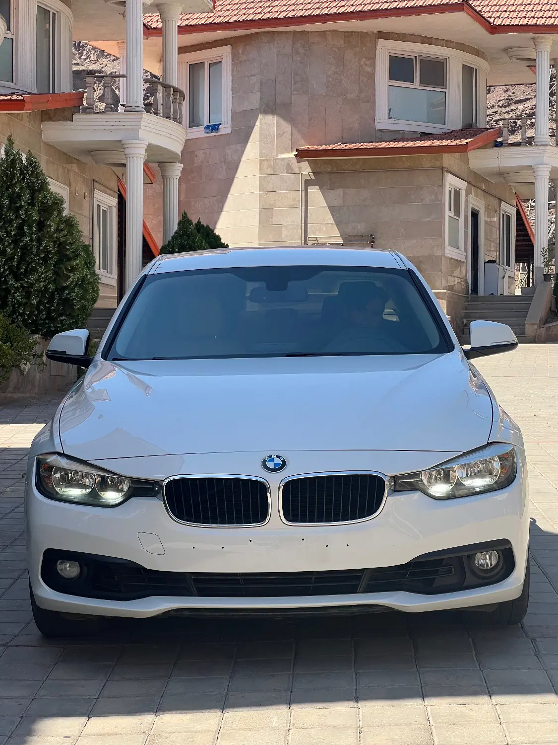 BMW 318|خودرو سواری و وانت|جلفا, |دیوار