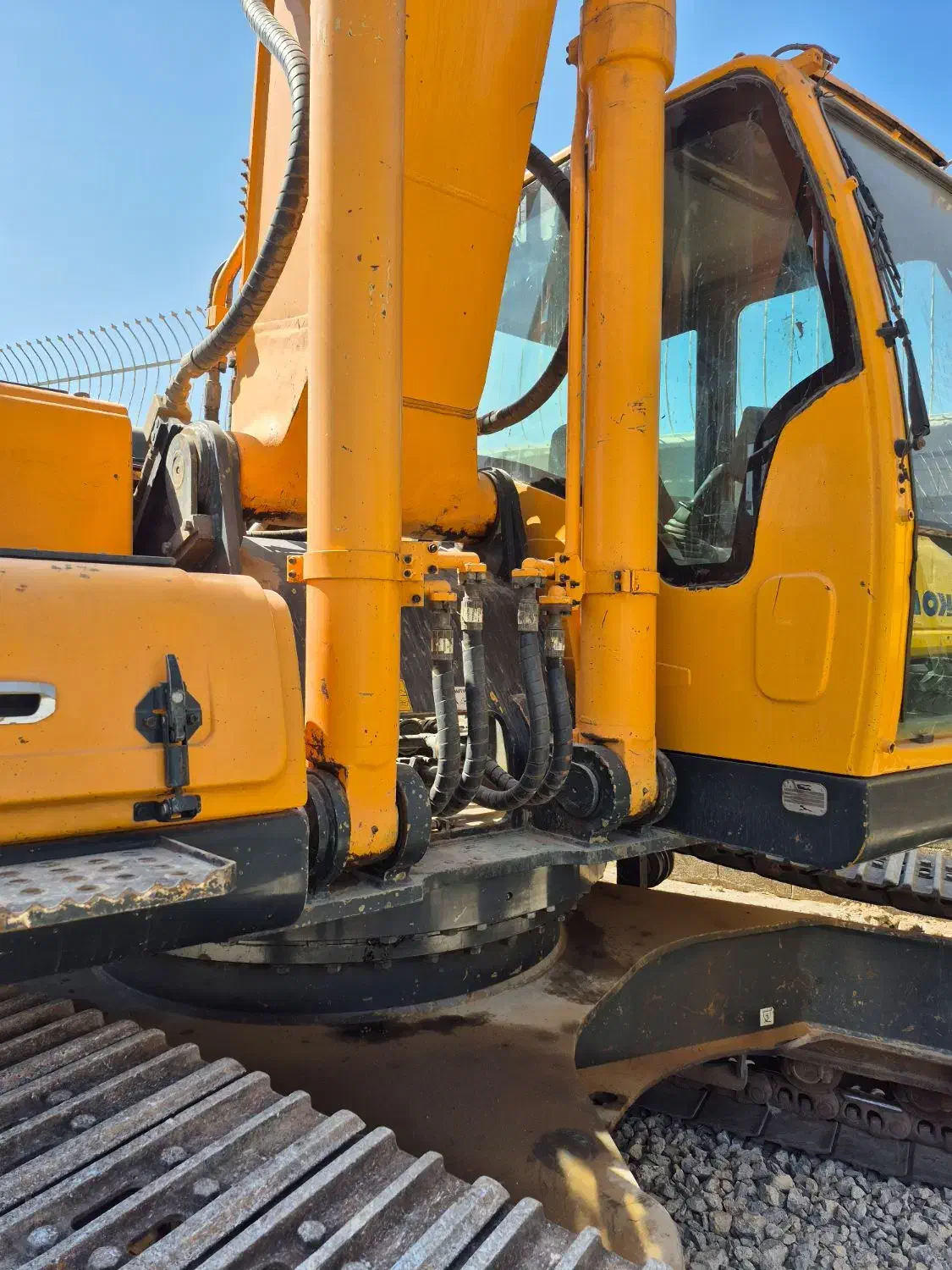 بیل هیوندا 330|خودرو سنگین|اصفهان, شهرک صنعتی امیرکبیر (شاپور جدید)|دیوار