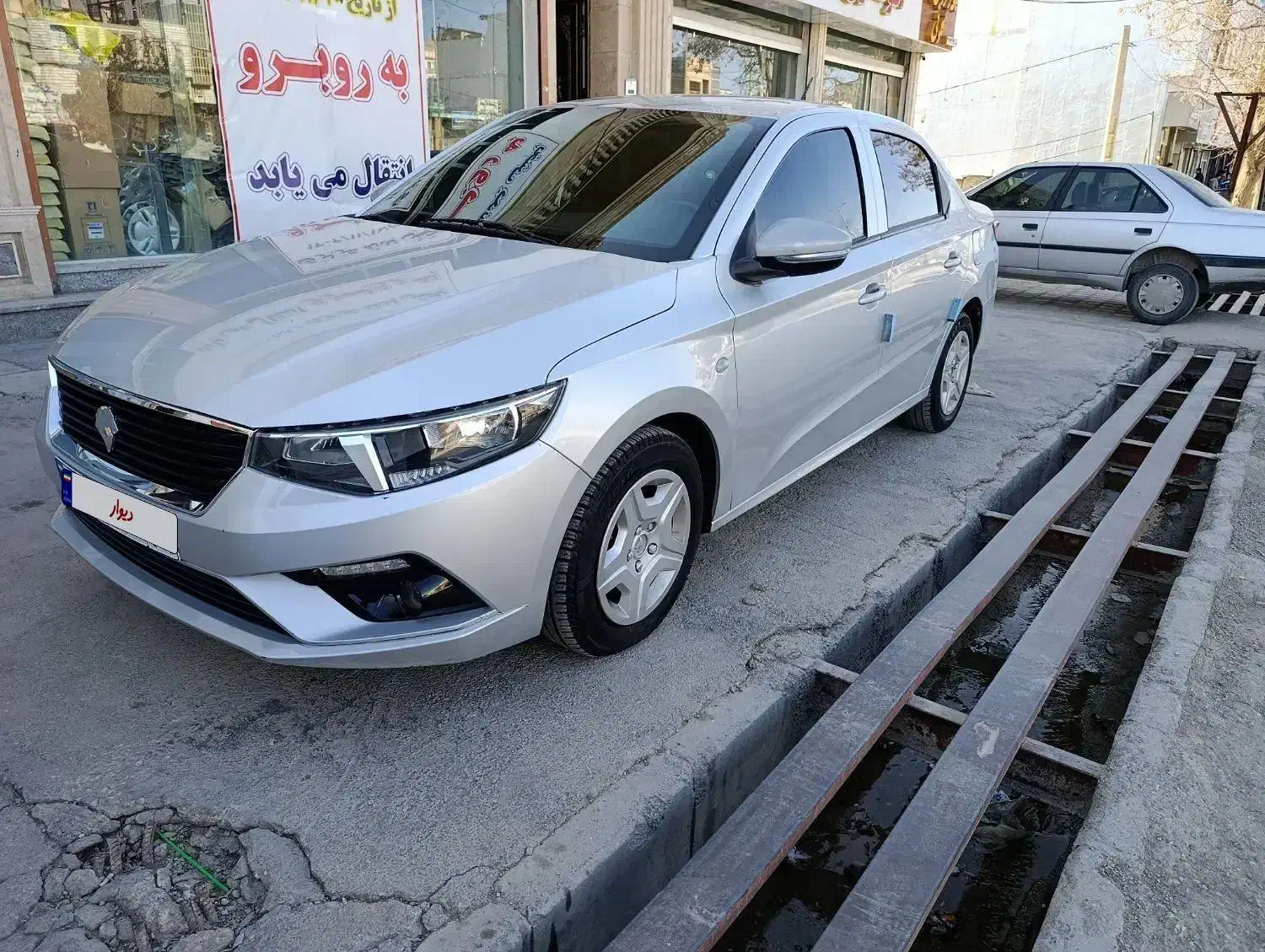 تارا ۴۰۱|خودرو سواری و وانت|نورآباد, |دیوار