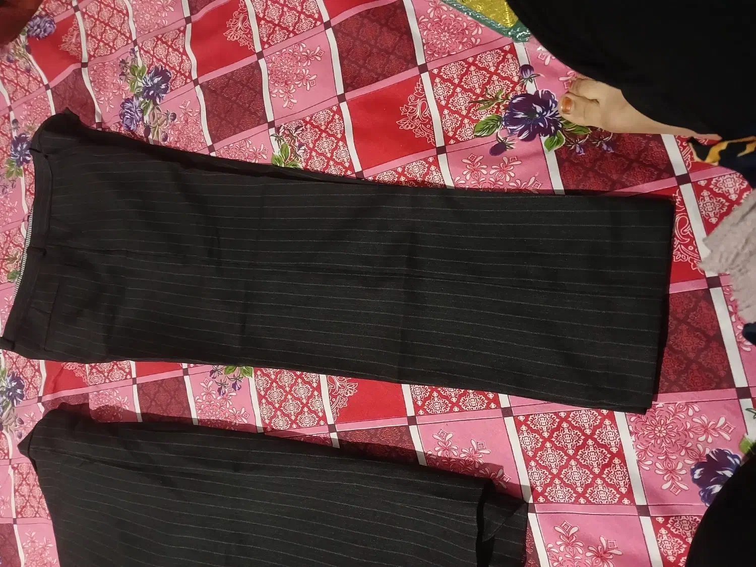 سلام وقت بخیر|لباس|عنبرآباد, |دیوار