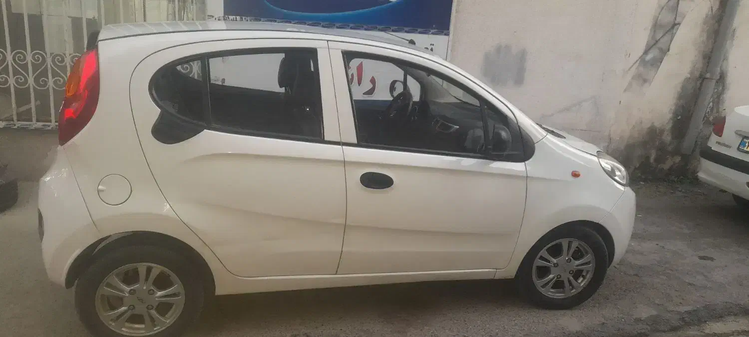 ام وی ام ۱۱۰s لاکچری|خودرو سواری و وانت|ساری, |دیوار