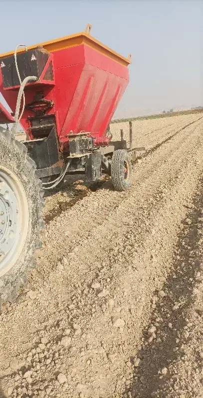 کود پاش دو منظوره|قطعات یدکی و لوازم جانبی|زرین دشت (فارس), |دیوار