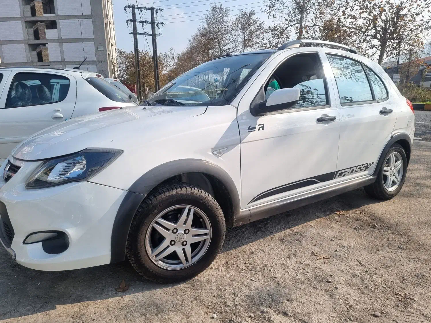 کوییک ار سفید و مشکی مدل ۱۴۰۰ با قیمت مناسب|خودرو سواری و وانت|لنگرود, |دیوار