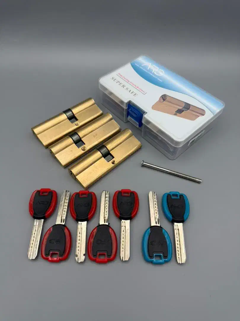 باز کردن در قفل ساز کلید سازی کپی کلید ریموت|خدمات پیشه و مهارت|مشهد, جانباز|دیوار