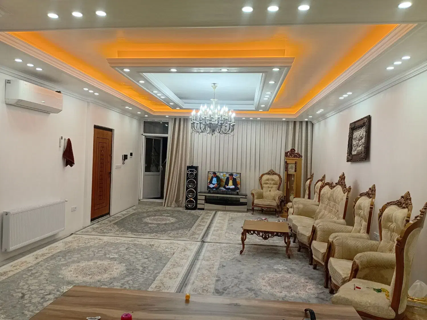 ساختمان۳ طبقه یکجا با پارکینگ|فروش خانه و ویلا|نسیمشهر, |دیوار