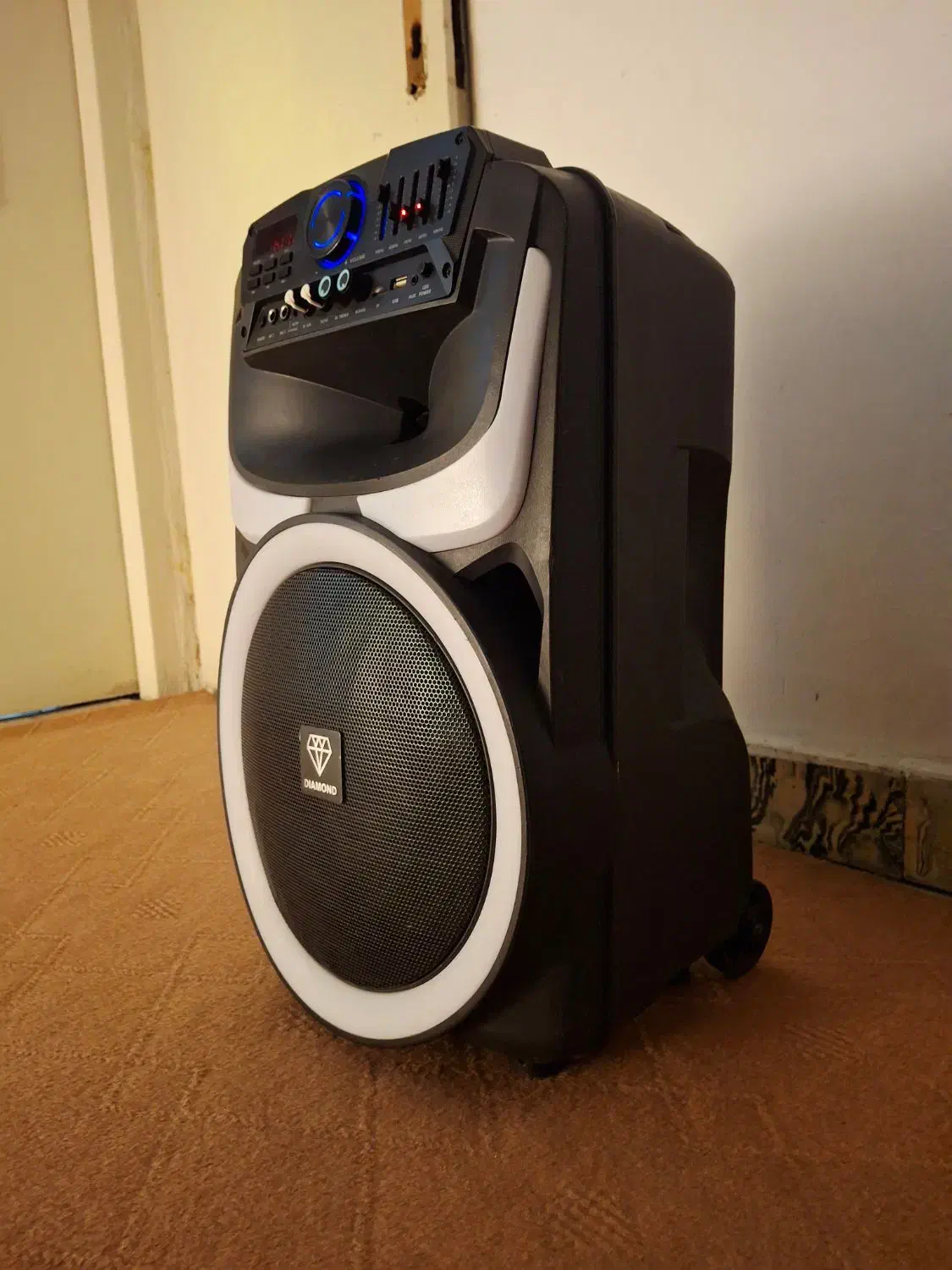 پارتی باکس چمدانی فوق حرفه ای میکرولب اسپیکر شارژی|صوتی و تصویری|تهران, چیتگر شمالی|دیوار