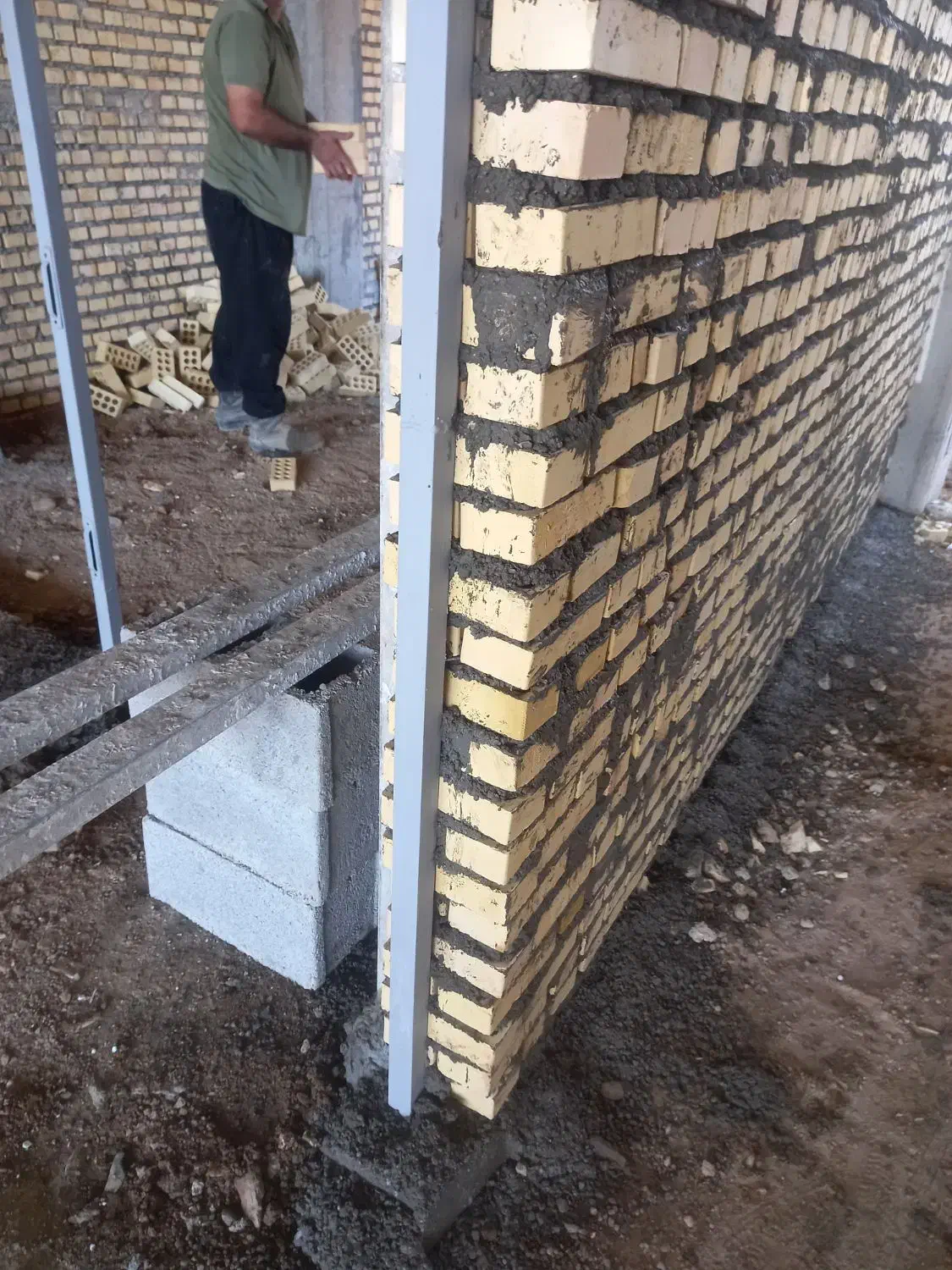 فروش و نصب انواع والپست و میلگرد بستر|خدمات پیشه و مهارت|ایذه, |دیوار