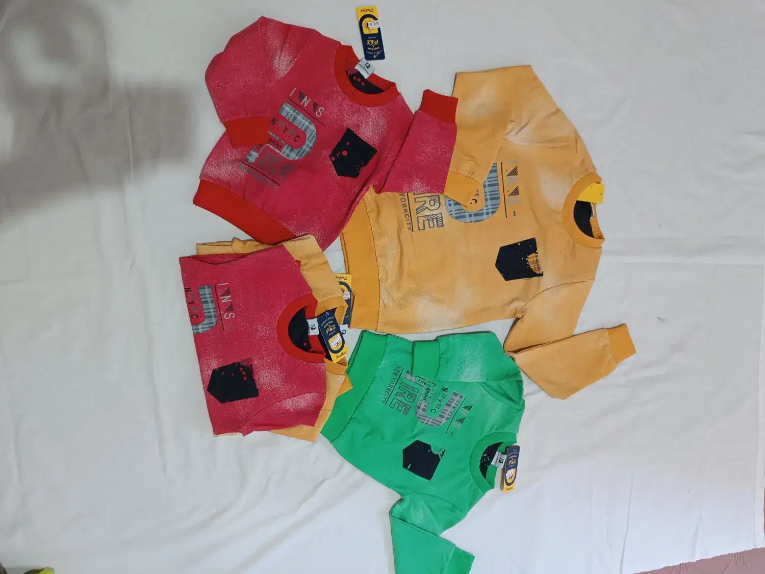 لباس بچگانه عمده|لباس|رشت, حمیدیان|دیوار